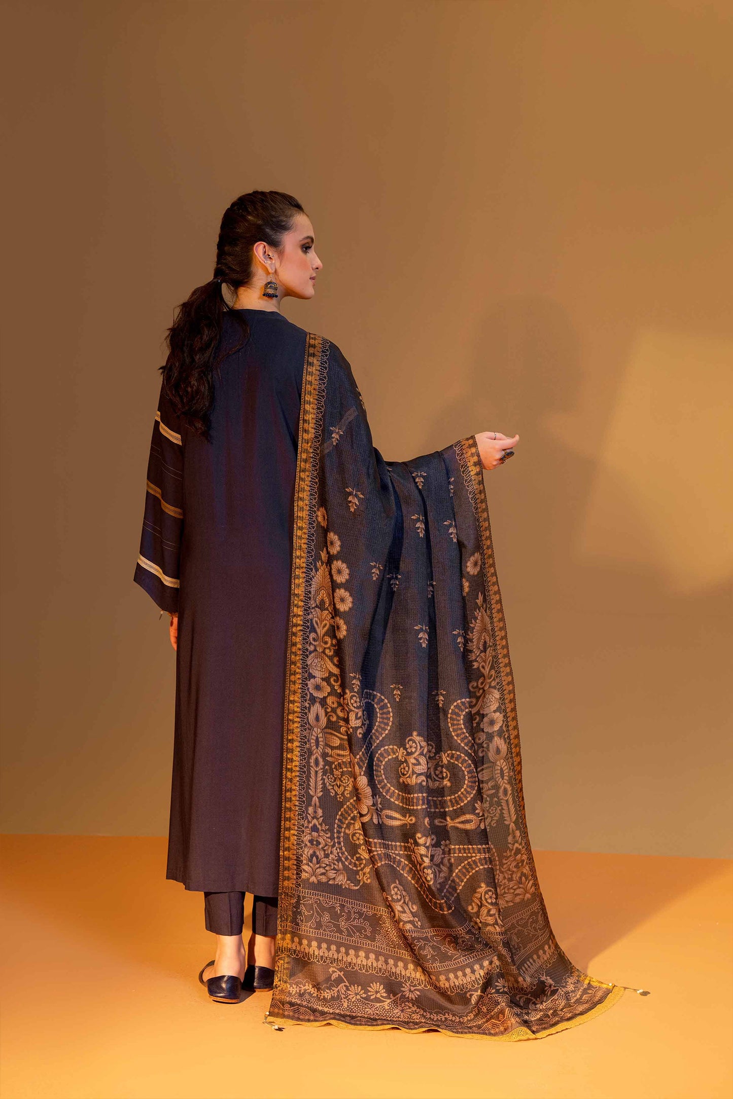 QN824-WINTER 3PC Dhannak Embroidered suit with Printed Shawll