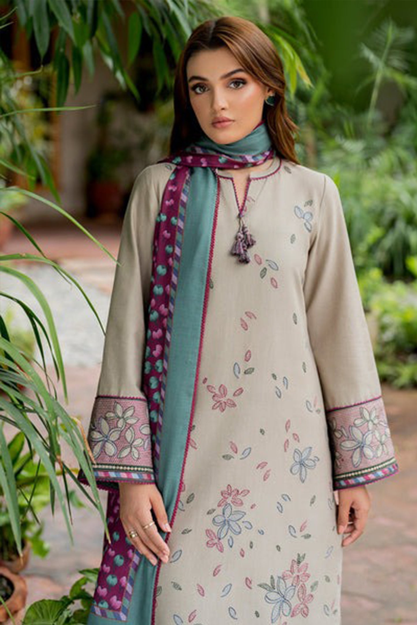 QN818-WINTER 3PC Dhannak Embroidered suit with Printed Shawll