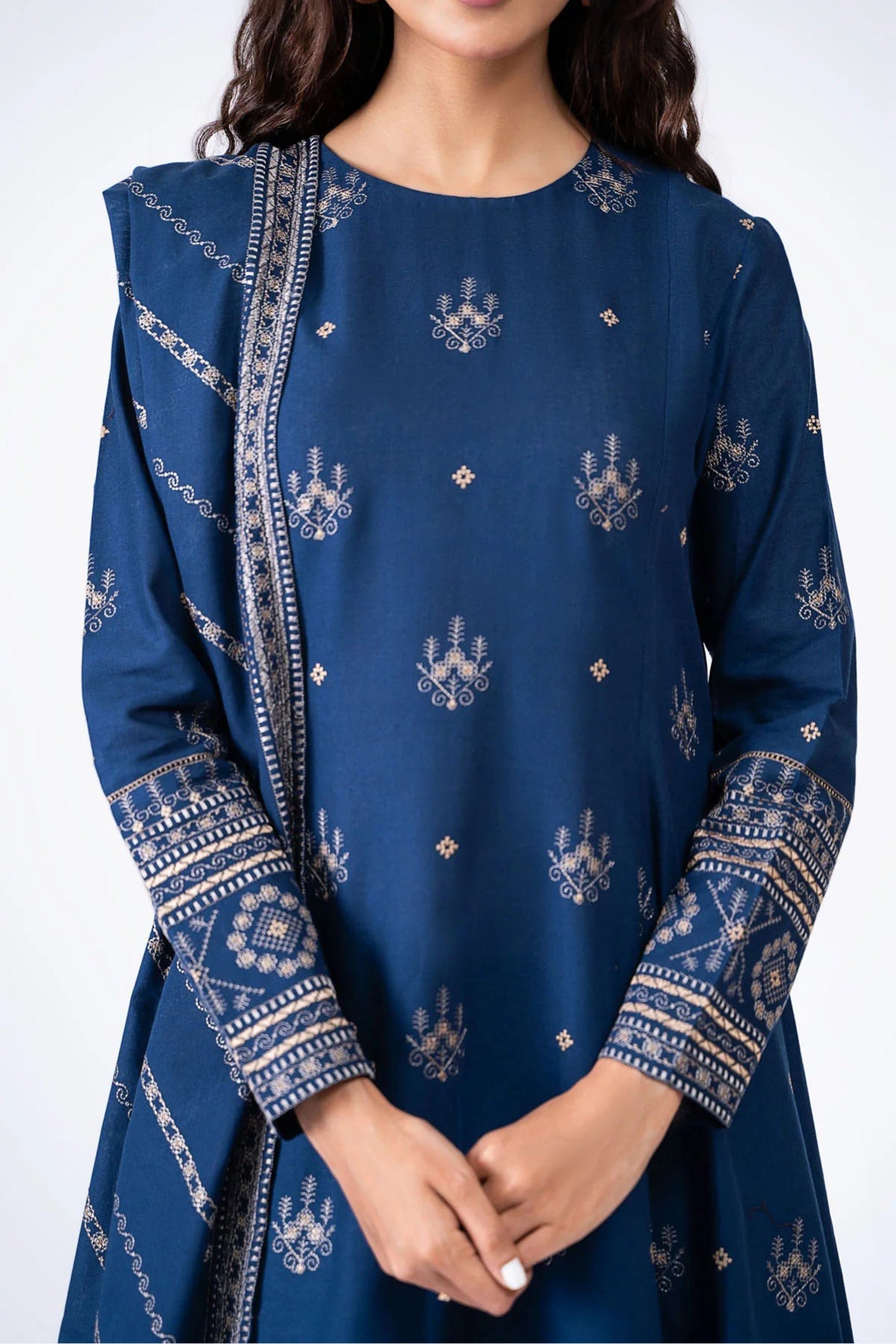 QN578-WINTER 3-Pc Embroidered Dhanak Suit with Heavy Embroidered Dhanak Shawll