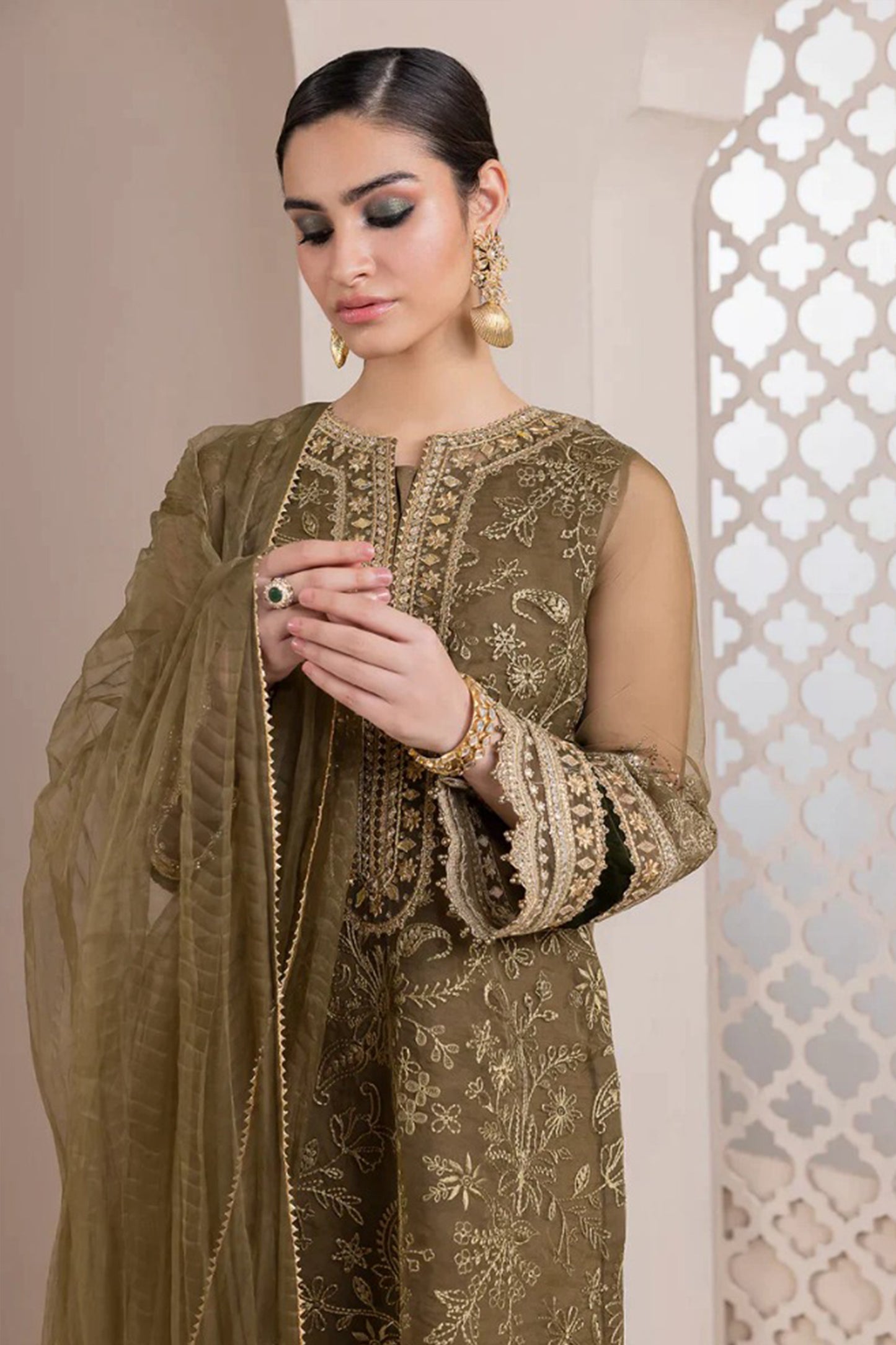 QN728-BAROQUE-Embroidered 3pc organza dress with organza duppata