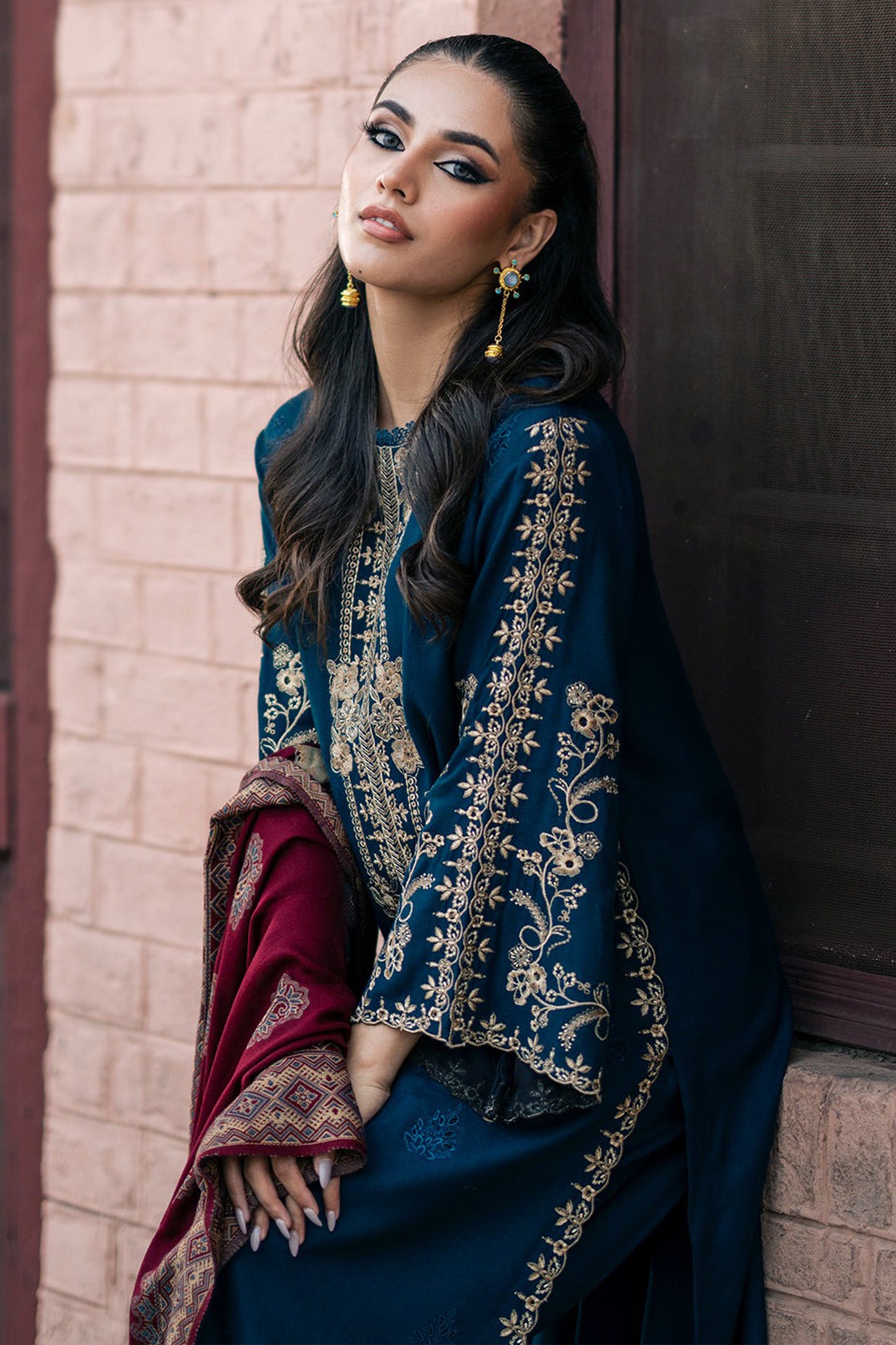Jazmin - Winter 3PC Dhanak Embroidered Suit -QN1109