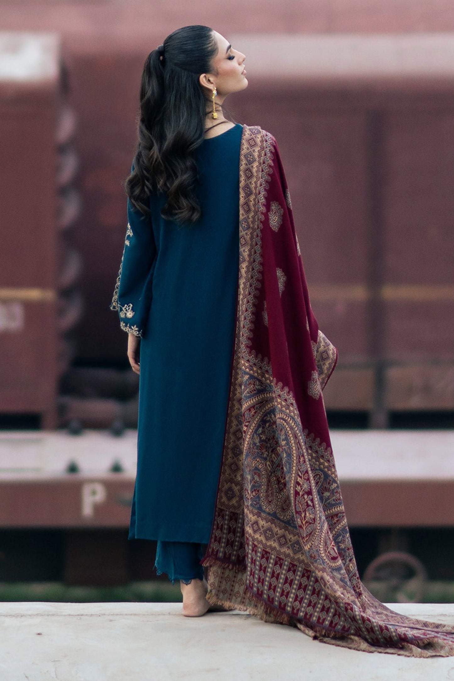 Jazmin - Winter 3PC Dhanak Embroidered Suit -QN1109