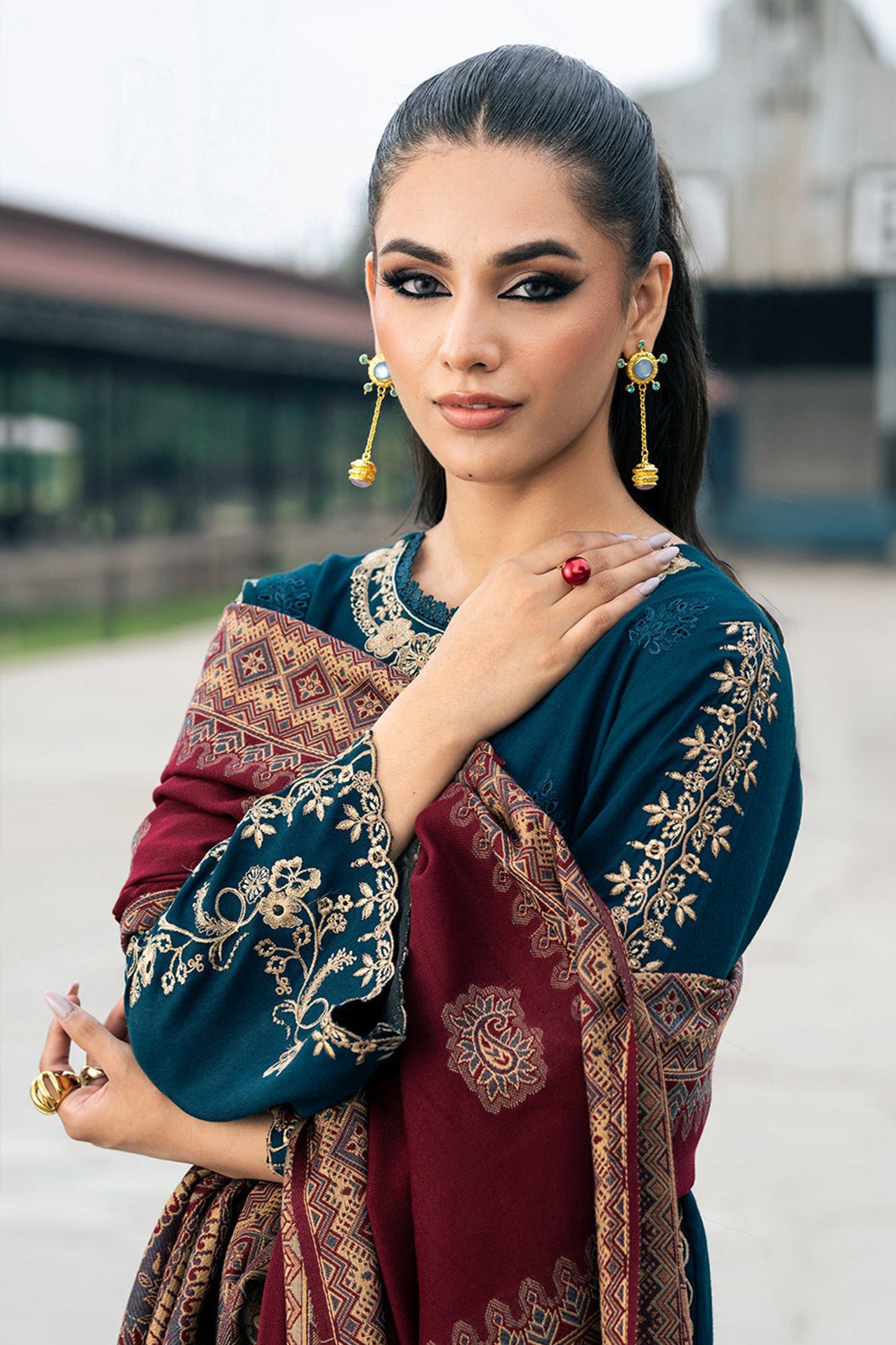 Jazmin - Winter 3PC Dhanak Embroidered Suit -QN1109