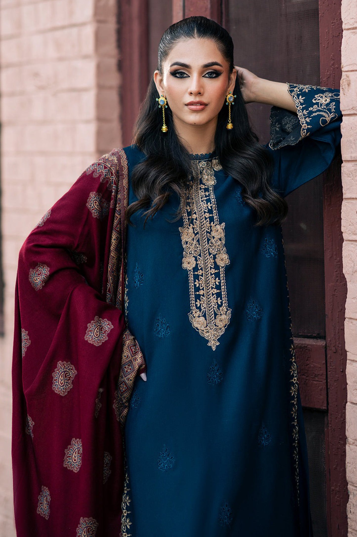 Jazmin - Winter 3PC Dhanak Embroidered Suit -QN1109