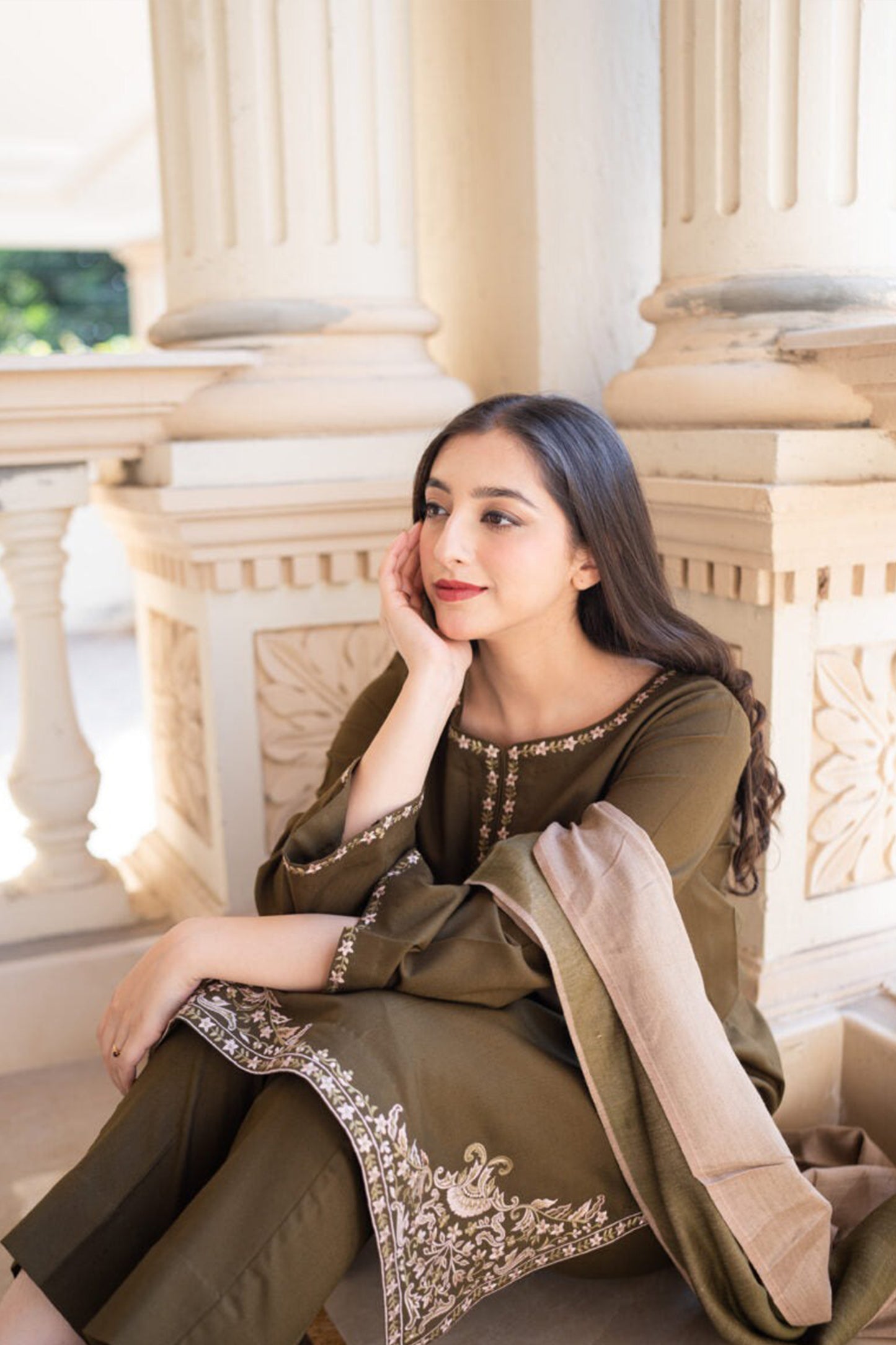 QN612-WINTER 3PC Dhanak suit with Embroidered Shawll