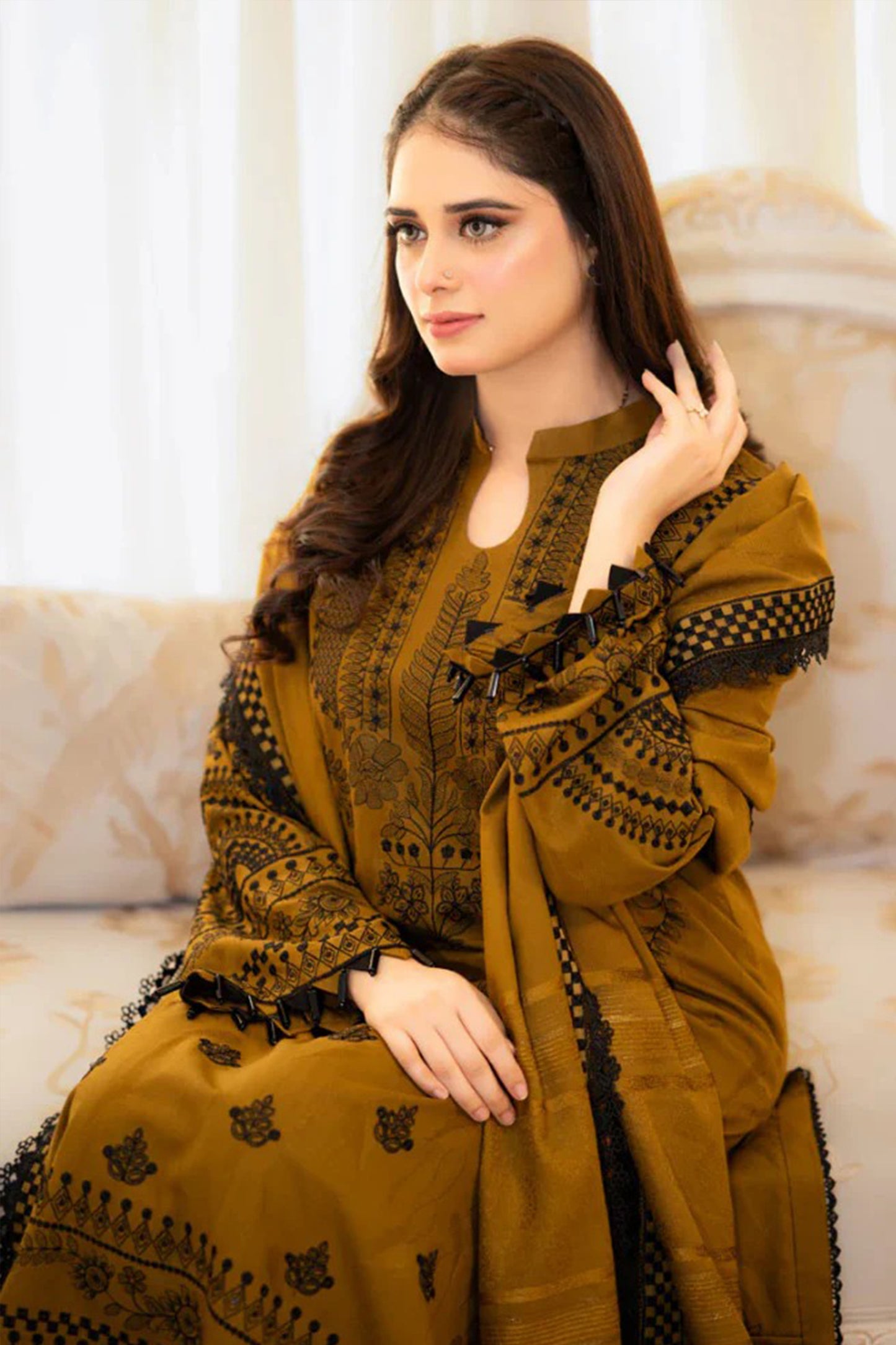 QN1110-WINTER 3-Pc Embroidered Dhanak Suit with Heavy Embroidered Dhanak Shawll