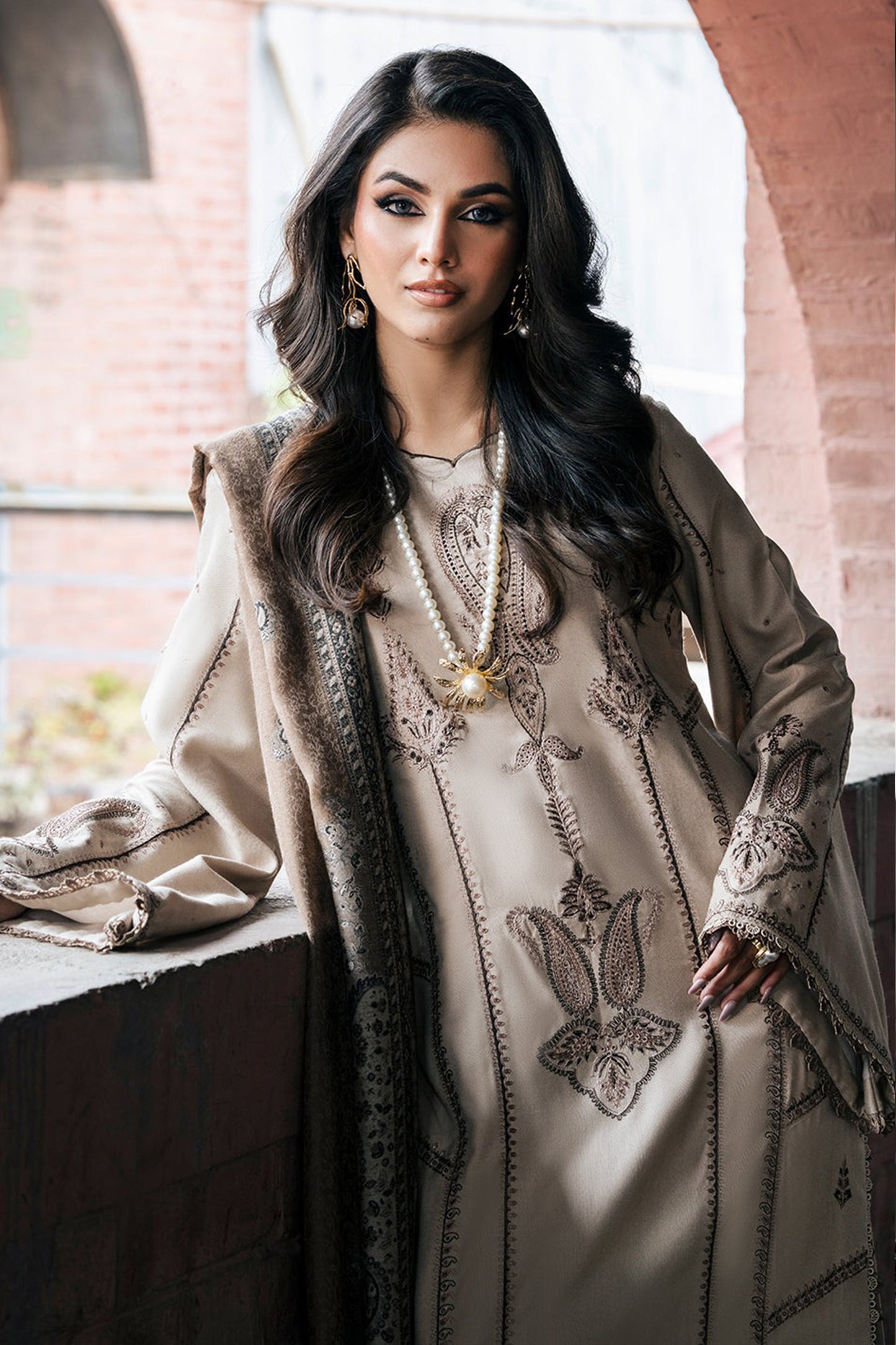 Jazmin - Winter 3PC Dhanak Embroidered Suit -QN1117