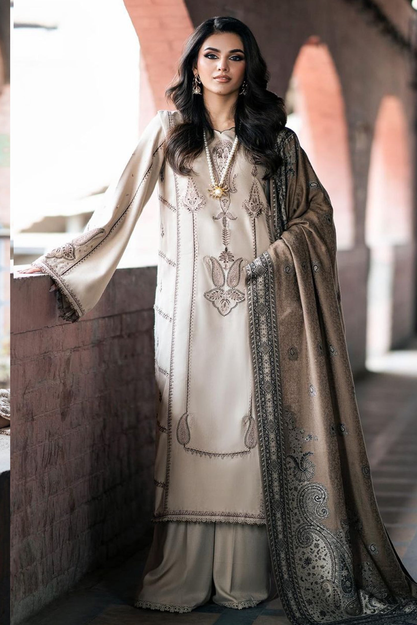 Jazmin - Winter 3PC Dhanak Embroidered Suit -QN1117