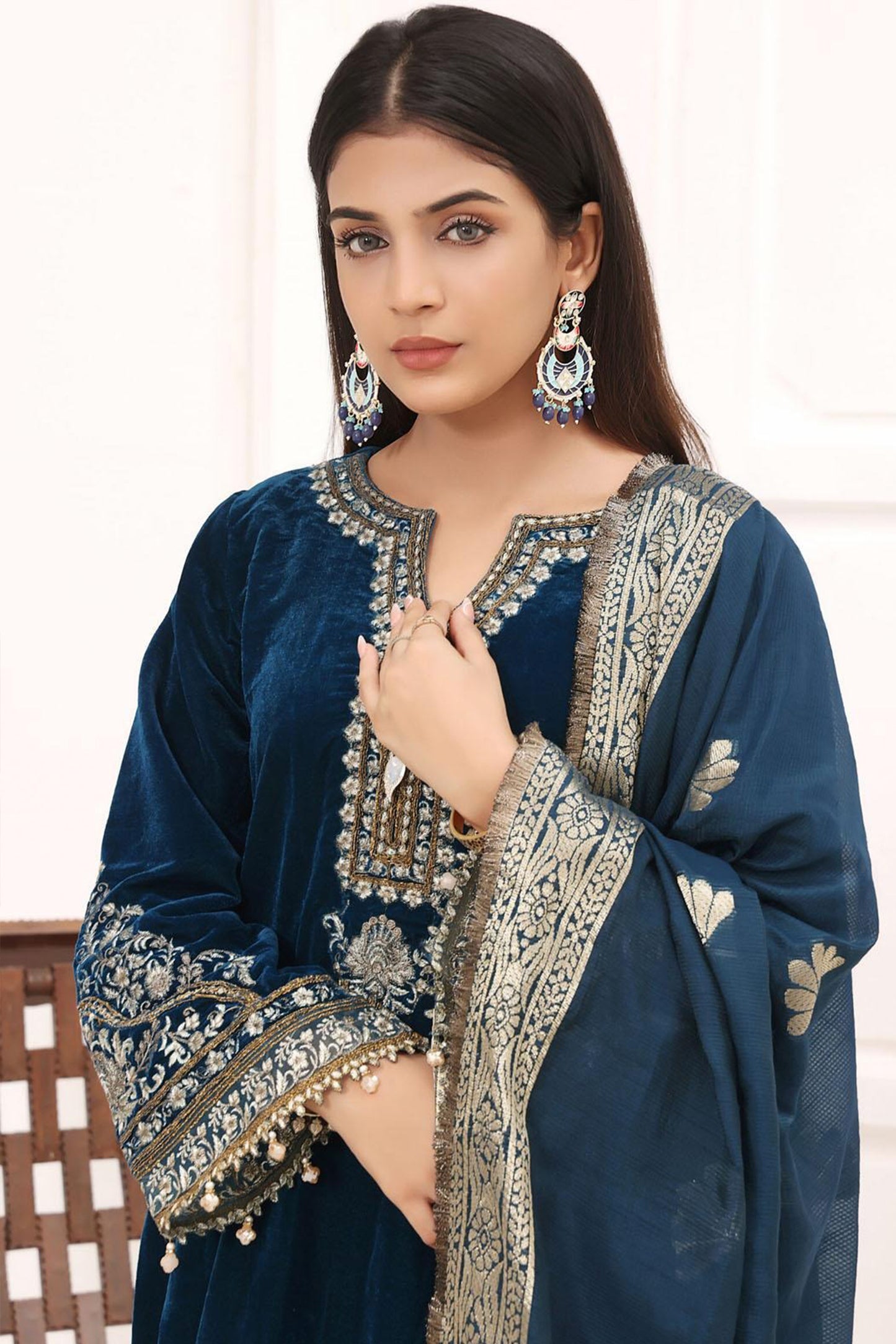 QN1112 -WINTER Velvet Embroidered with Printed organza duppatta Winter Collection