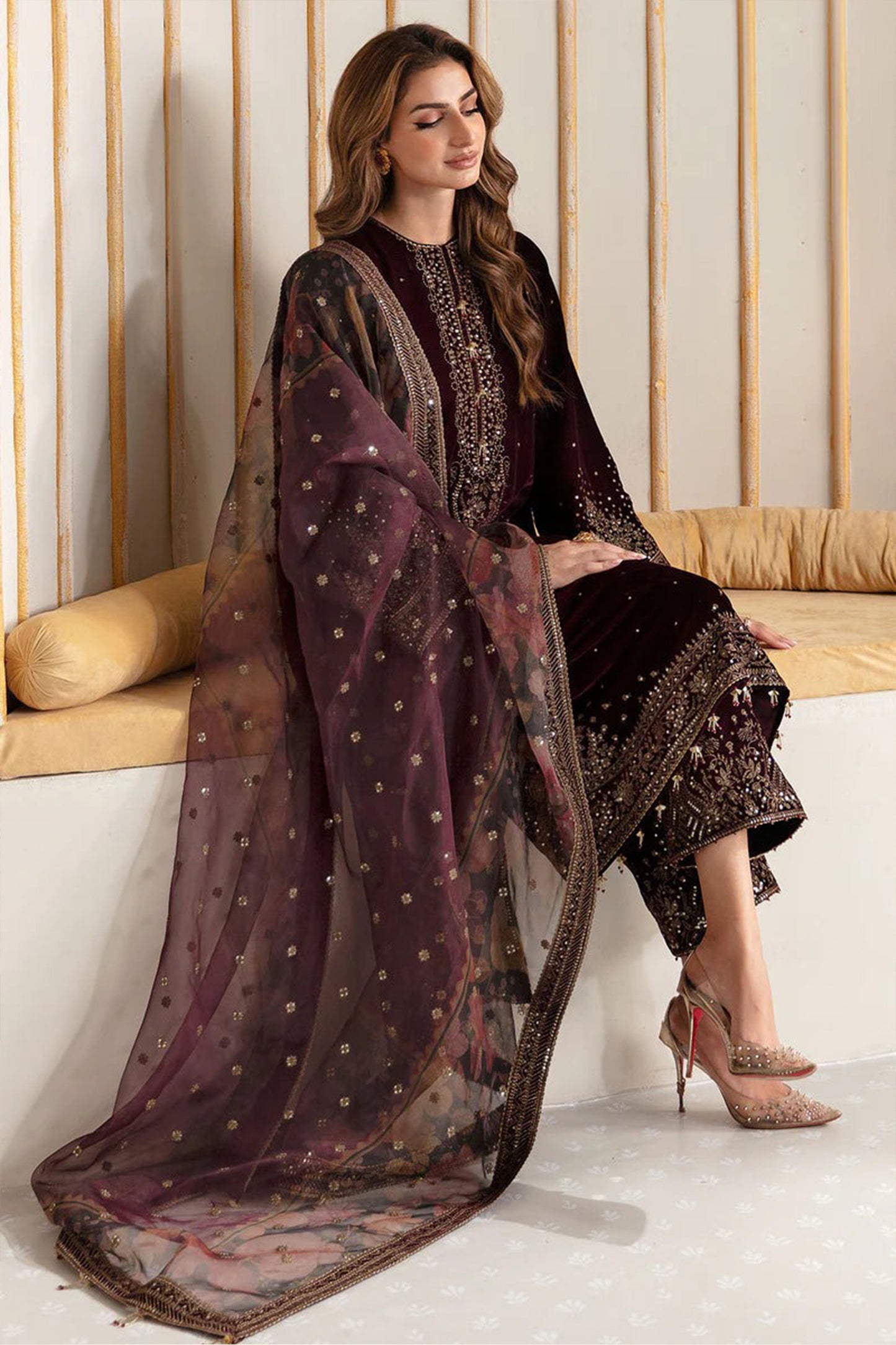 QN902-Winter Velvet Unstitched 3PCs Embroidered Dress With Organza Dupatta