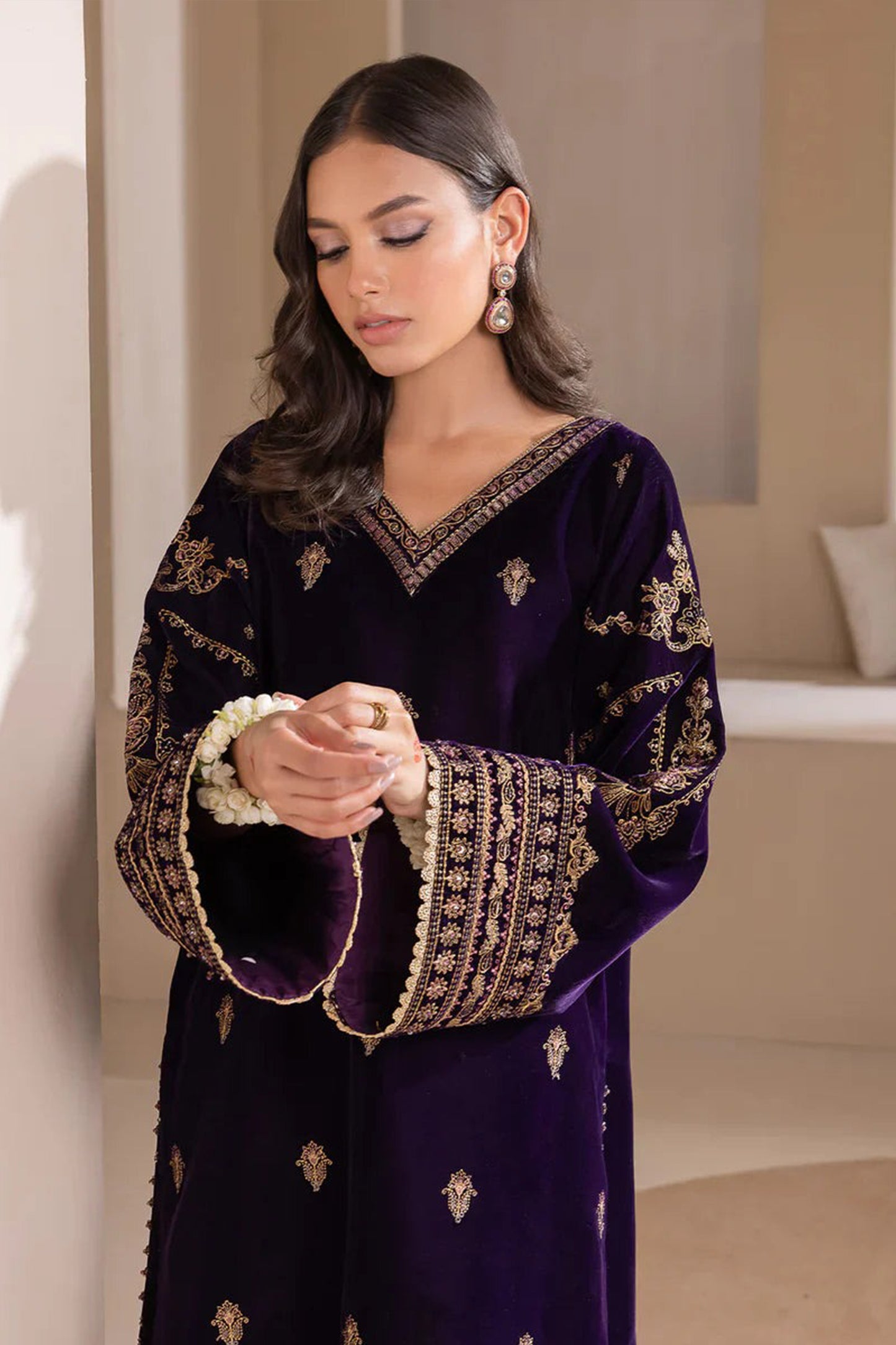 QN1111 -WINTER Velvet Embroidered with Embroidered duppatta Winter Collection