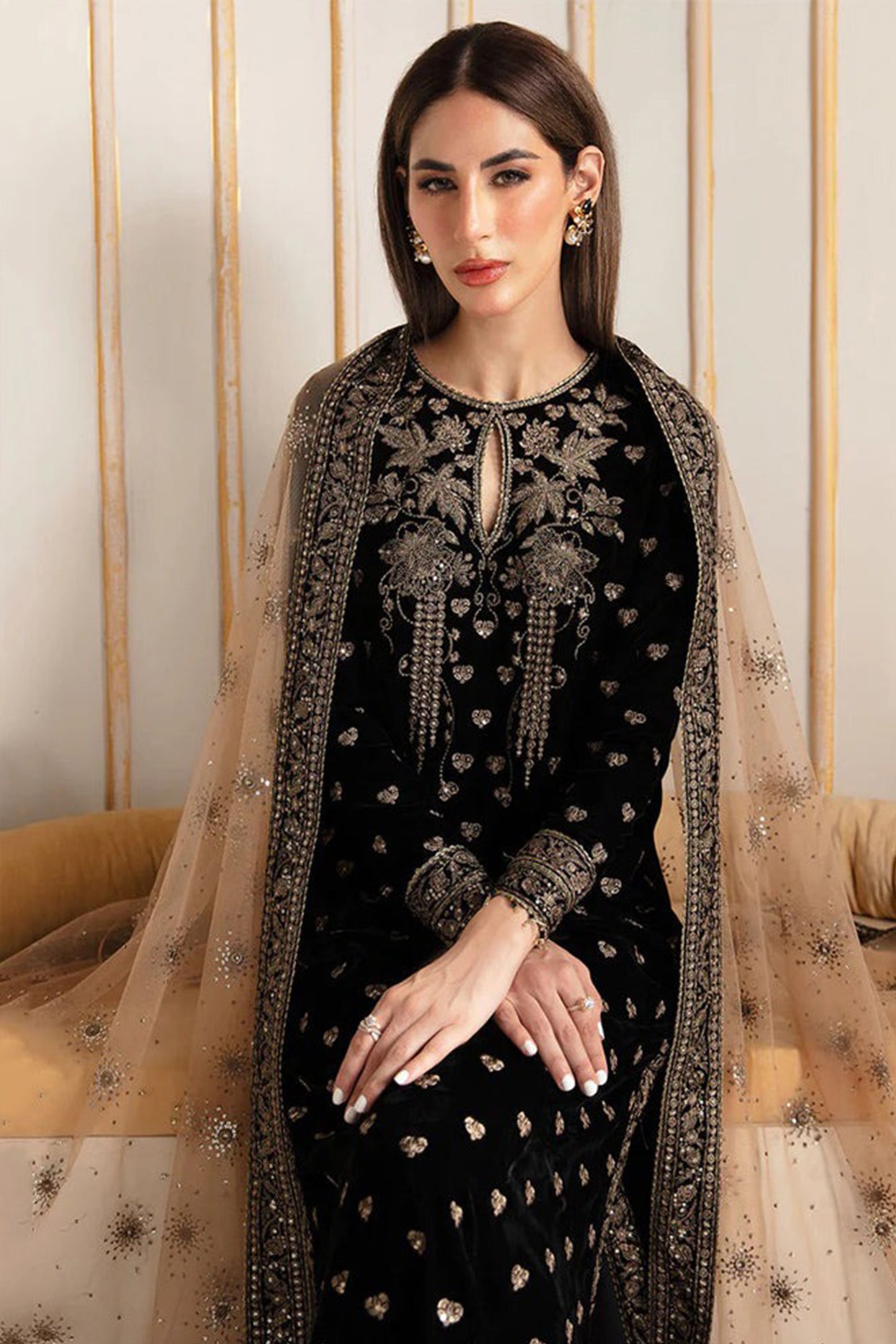 QN1114-Velvet Winter Embroidered 3 Piece Dress With Organza embroidered Dopata