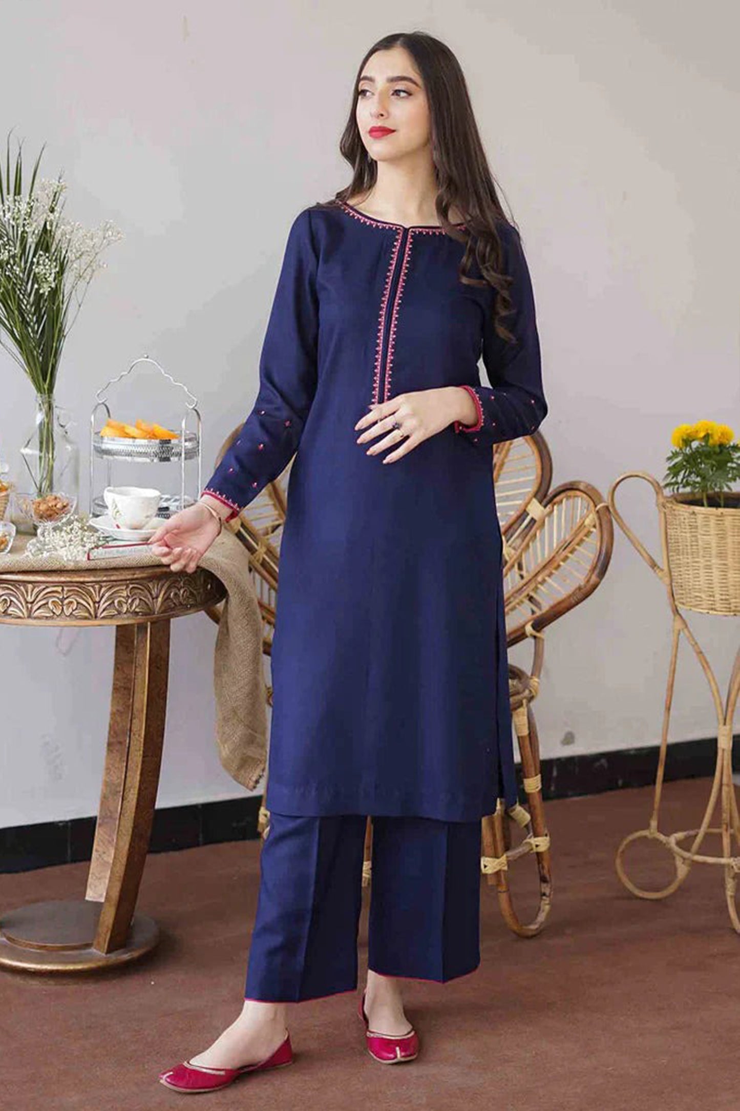 QN404-WINTER 3PC Dhanak suit with Embroidered Shawll