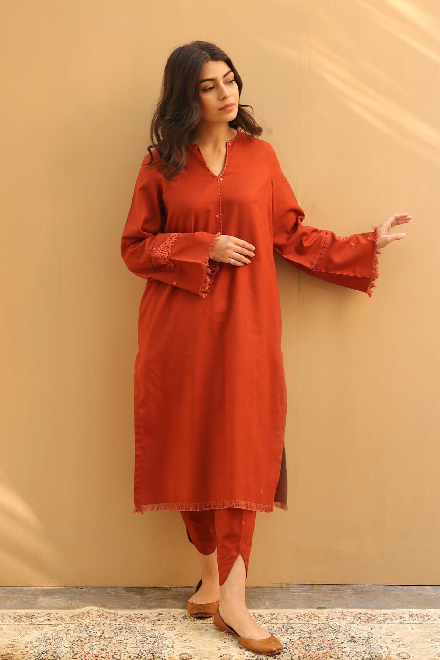 QN565-Winter 3PC Dhannak Embroidered Suit with Dhanak Embroidered Shawll