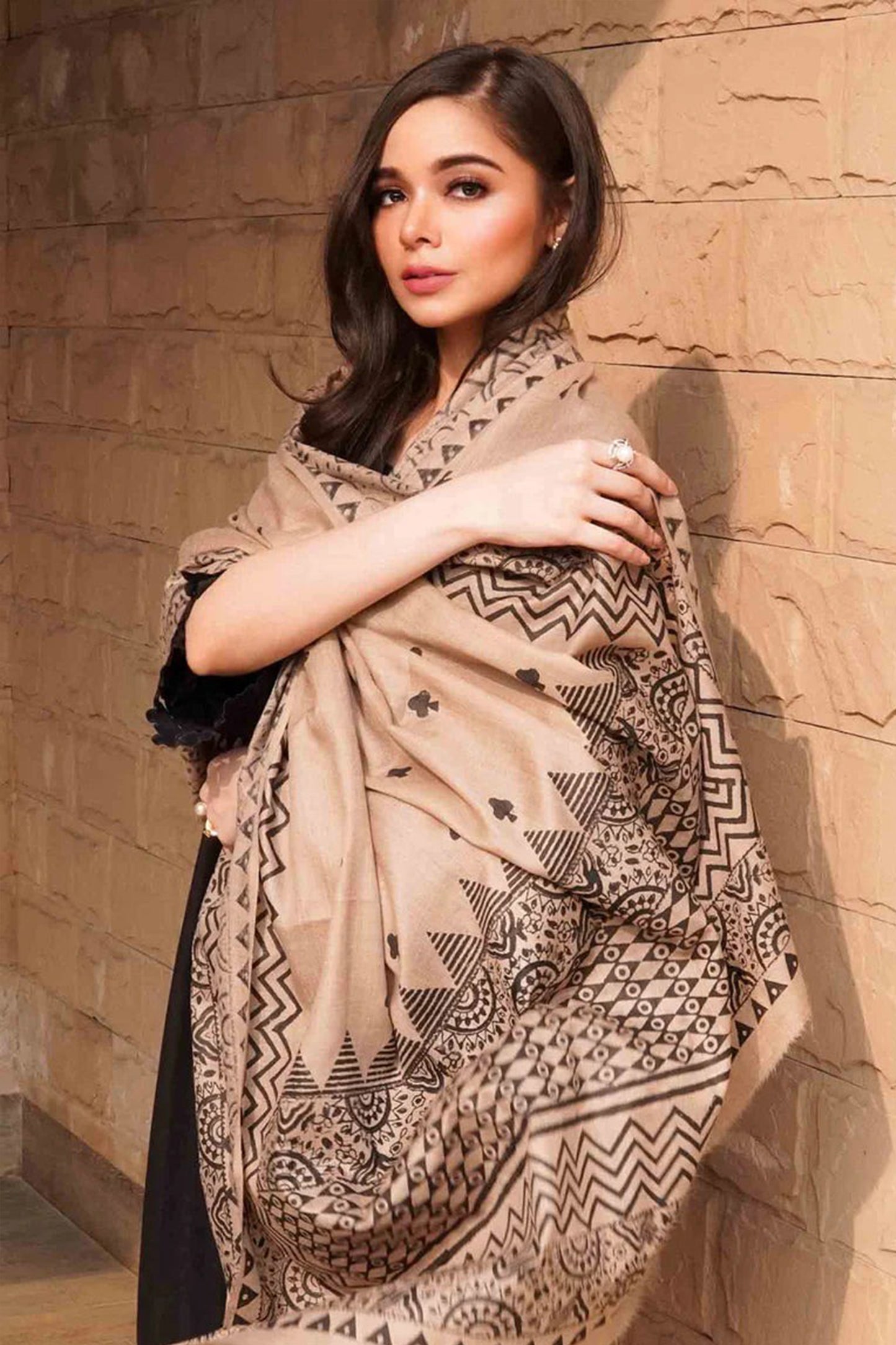QN557-3PC Dhannak Winter Embroidered suit with Printed Shawll