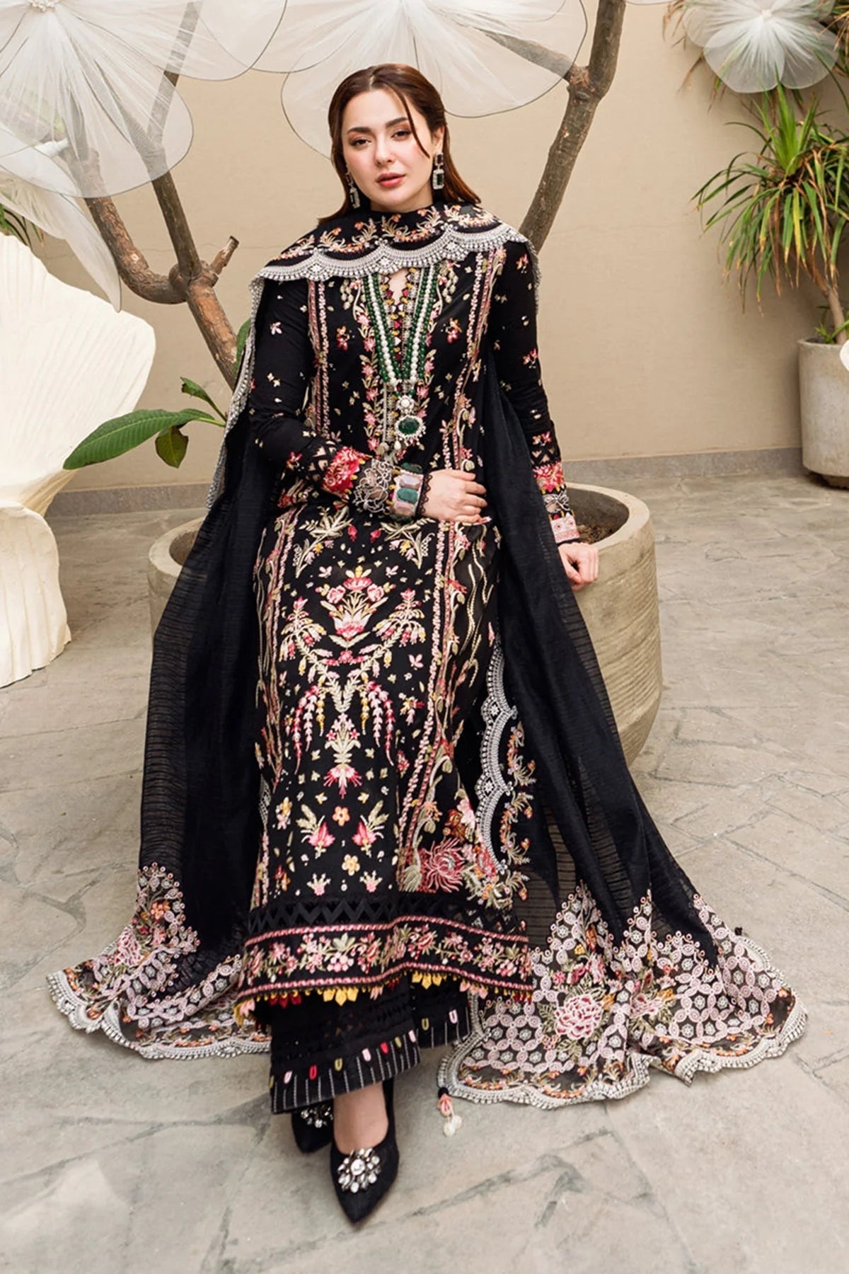 QN1033 -3PC Lawn Embroidered Shirt with Embroidered ornganza Dupatta
