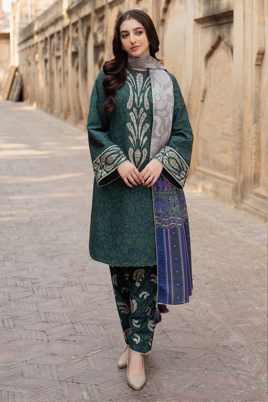 QN831- Winter 3PC Karandi Printed Suit