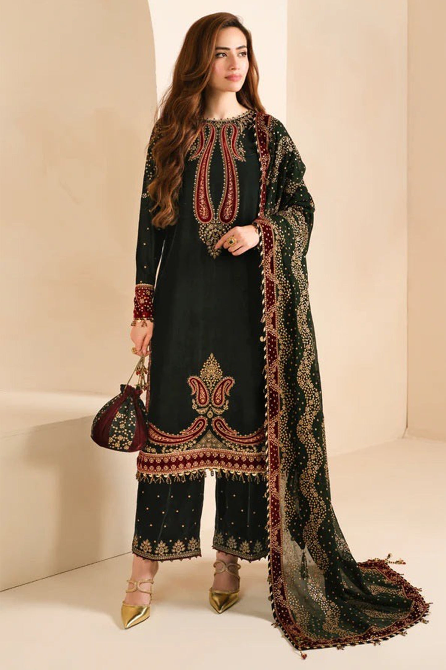 QN1102- Velvet Winter Embroidered 3 Piece Dress With Organza Printed Dopata