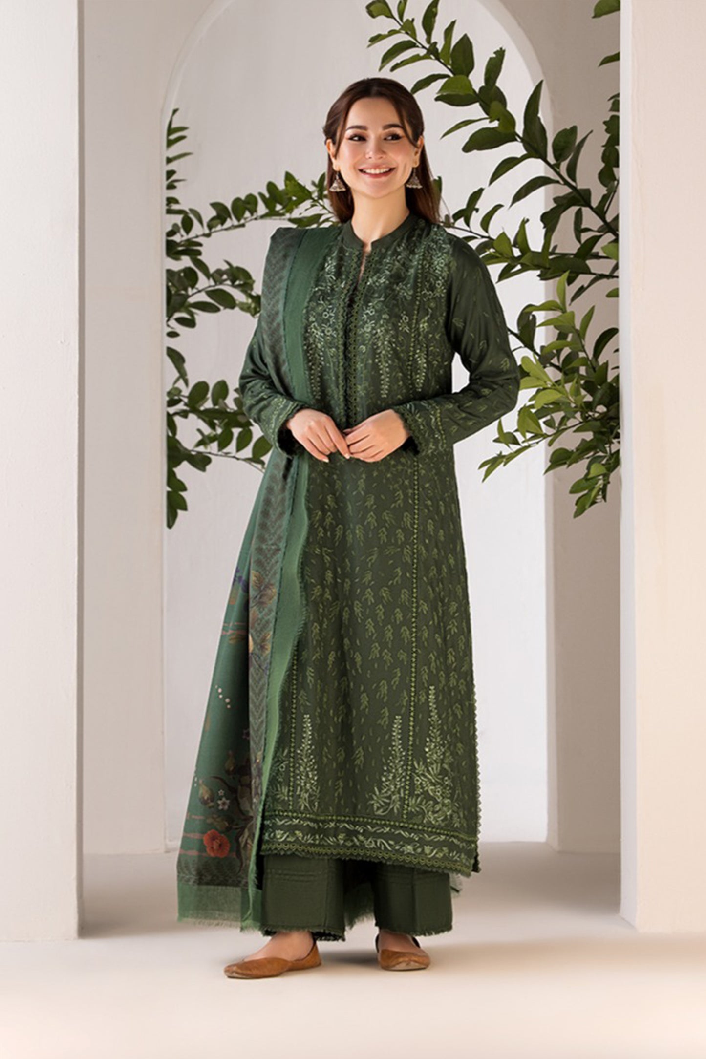 QN1122-winter SOBIA NAZIR- 3PC DHANAK EMBROIDERED SHIRT WITH WOOL PRINT SHAWL