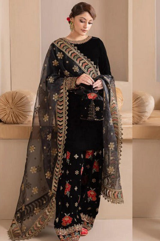 QN577 Embroidered Winter Velvet Dress With Organza embroidered Dupatta