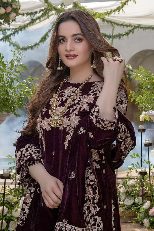 QN401-WINTER Embroidered Velvet Three piece With Velvet Shawl Winter Collection
