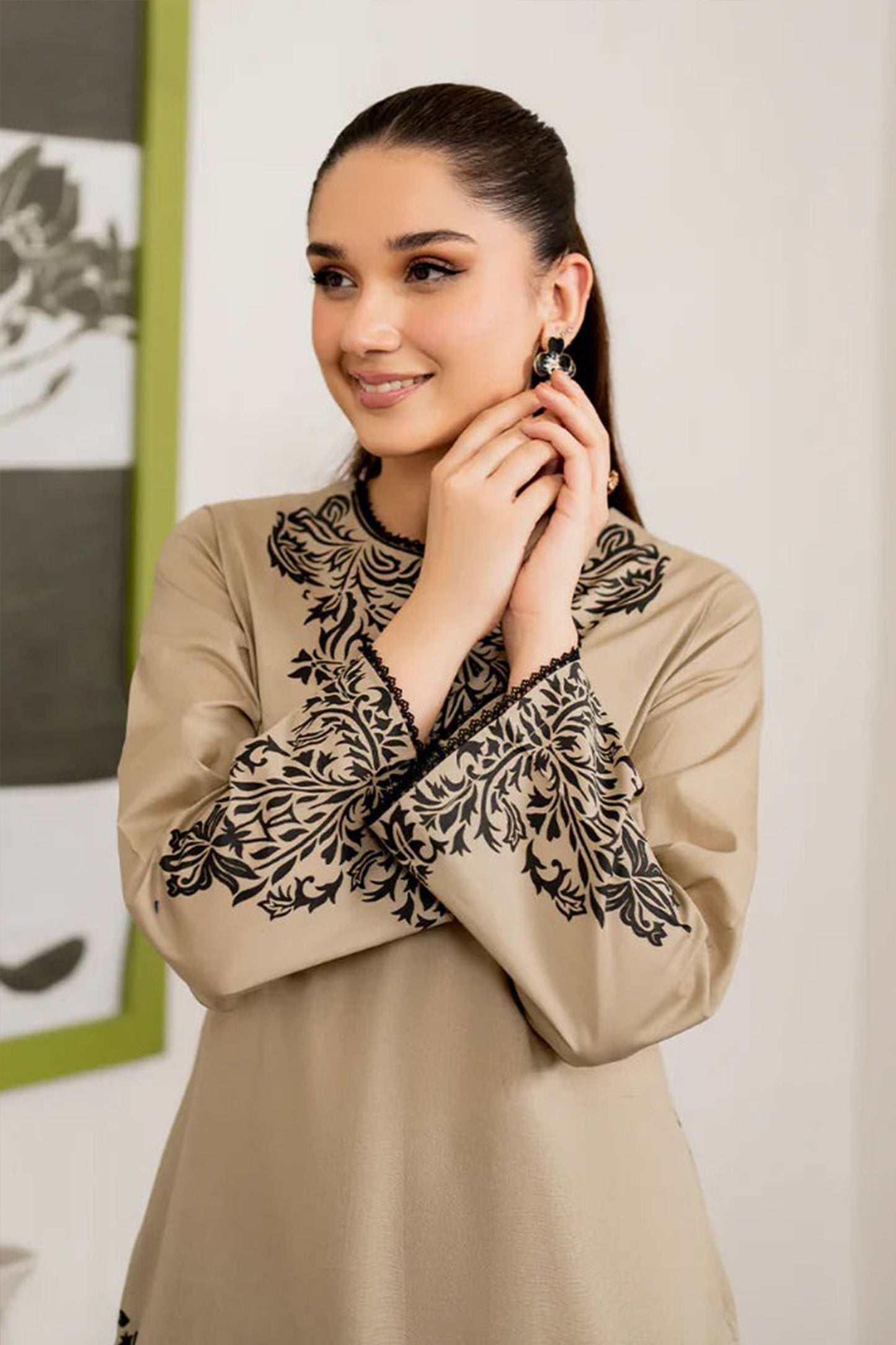 QN913-WINTER 3PC Dhannak Embroidered suit with Printed Shawll