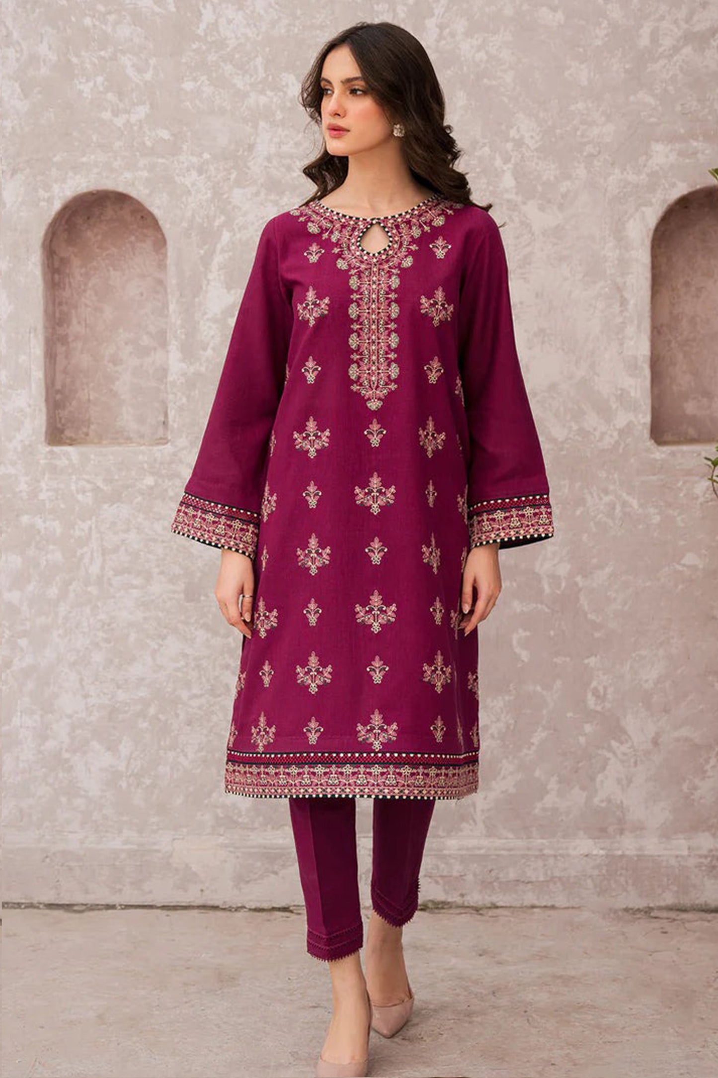 QN619-WINTER 3PC Dhannak Embroidered suit with Printed Shawll