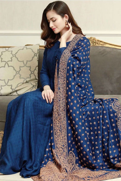QN408- WINTER Linen Suit with Heavy Embroidered Linen Shawl