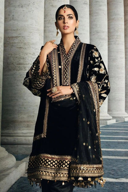 QN822 -WINTER Velvet Embroidered with Embroidered duppatta Winter Collection